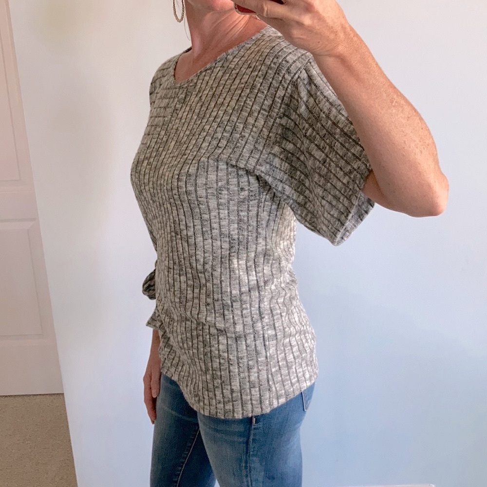 Marbled Grey Color Side Tie Top - Picture 6 of 7